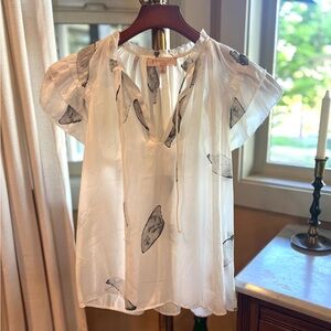 Philosophy White Cap-Sleeve Blouse with Black Shell Print